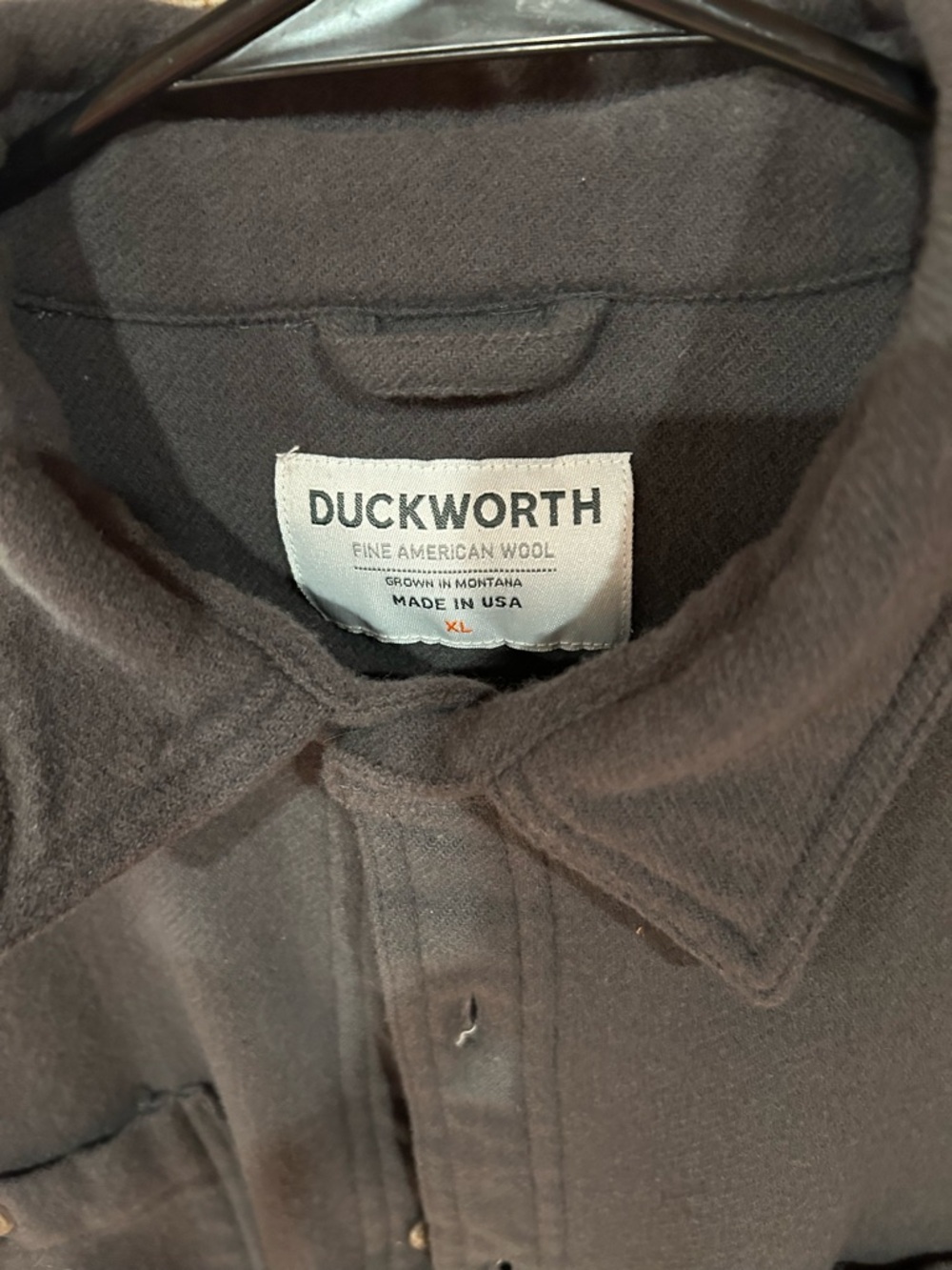 Duckworth Men's Casual Button-Down Shirt in Dark Brown Wool